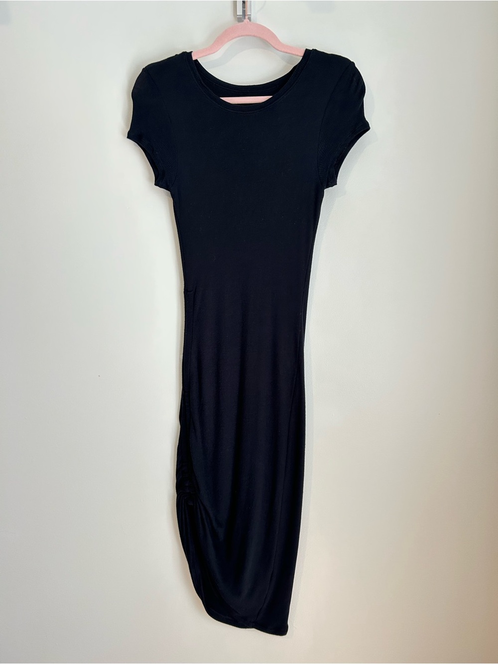 Club Monaco Black Short-Sleeve Midi Dress with Side Ruching Detail, Size Small